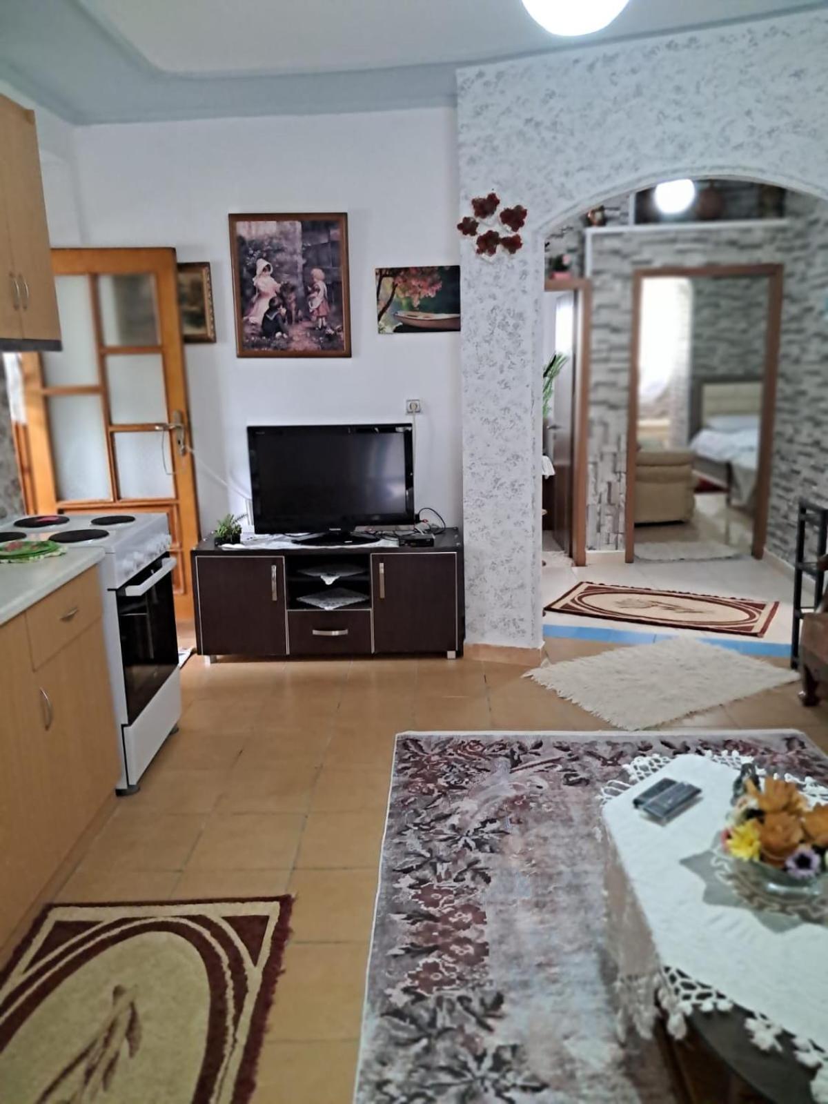 Olivia Guesthouse Gjirokaster Ngoại thất bức ảnh
