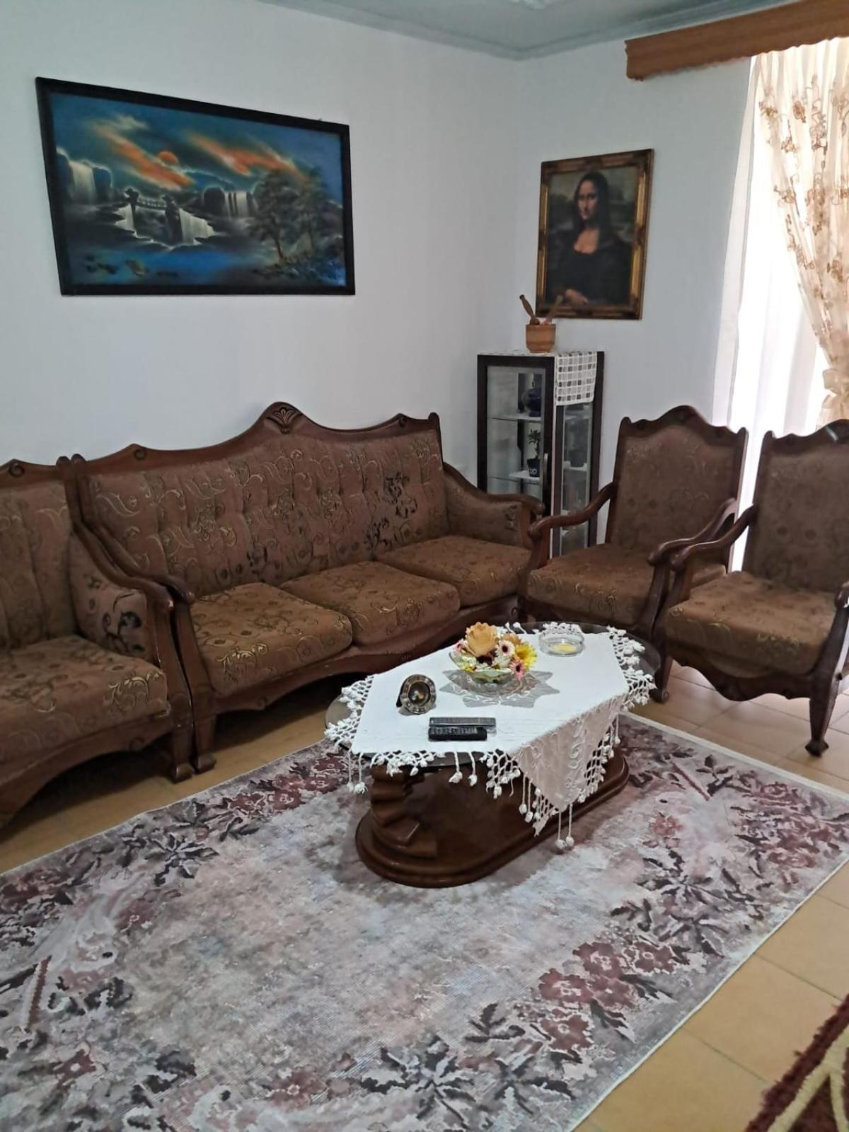 Olivia Guesthouse Gjirokaster Ngoại thất bức ảnh